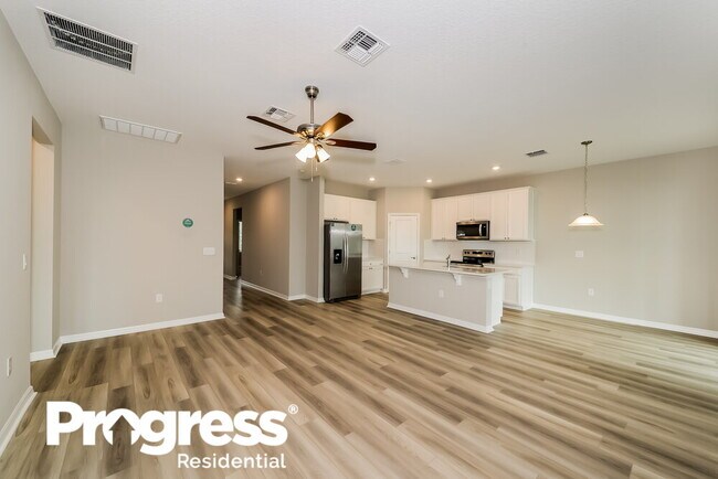 Building Photo - 480 Daylily Blvd
