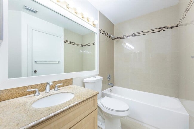 Foto del edificio - 1155 Coral Club Dr