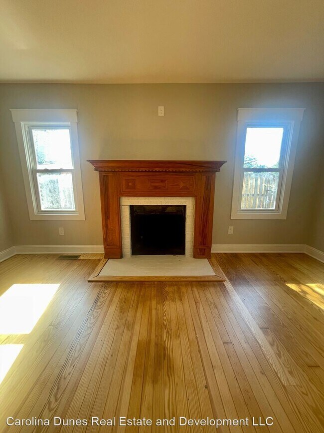 Building Photo - 5 br, 3.5 bath House - 316 Budleigh Street