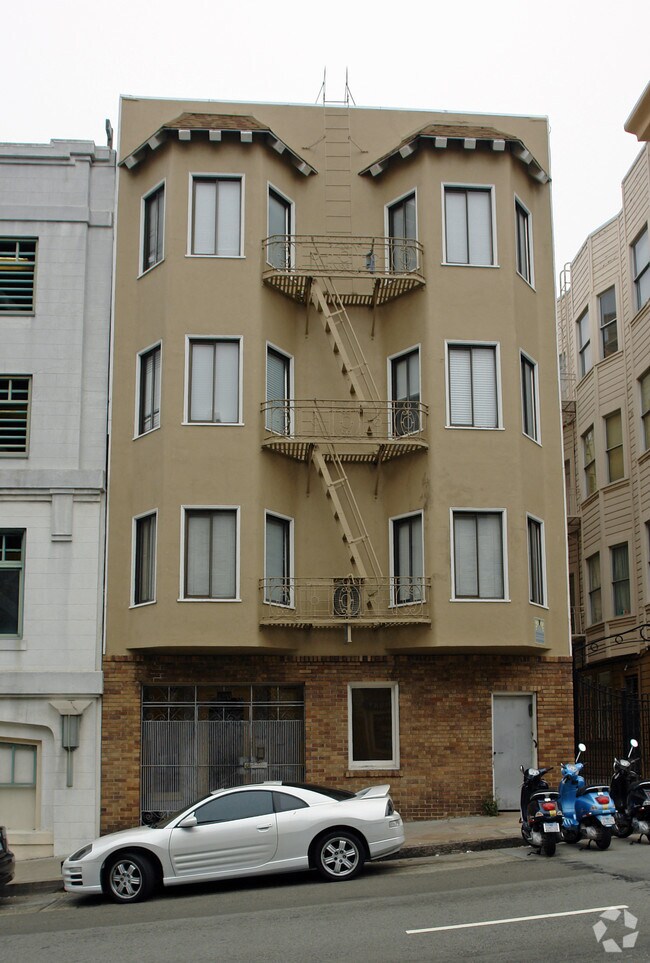 Building Photo - 1220 Pine St