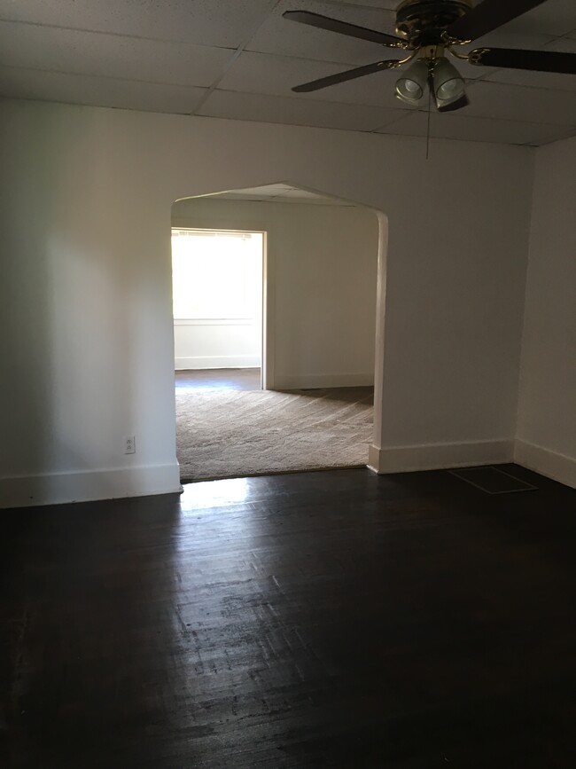 Hardwood floors in Dining Room - 3016 Jenny Lind St