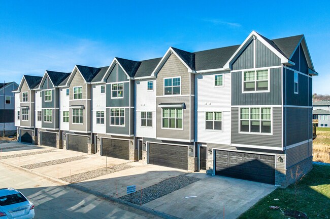 Foto del interior - Grand Valley Townhomes