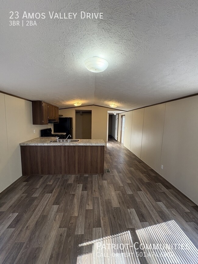 Building Photo - 23 Amos Valley Dr