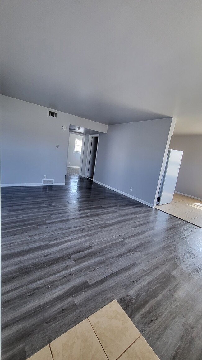 Foto del edificio - 371 W Old Indian Trail