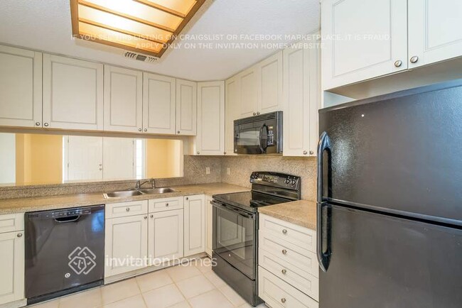 Building Photo - 8104 Kilwinning Ln