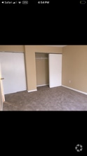 Building Photo - 1718 Hunters Trail
