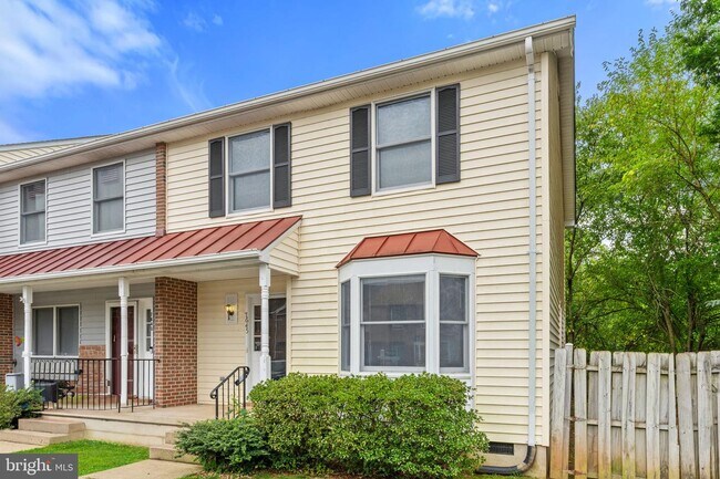 Building Photo - 7645 Wankoma Dr