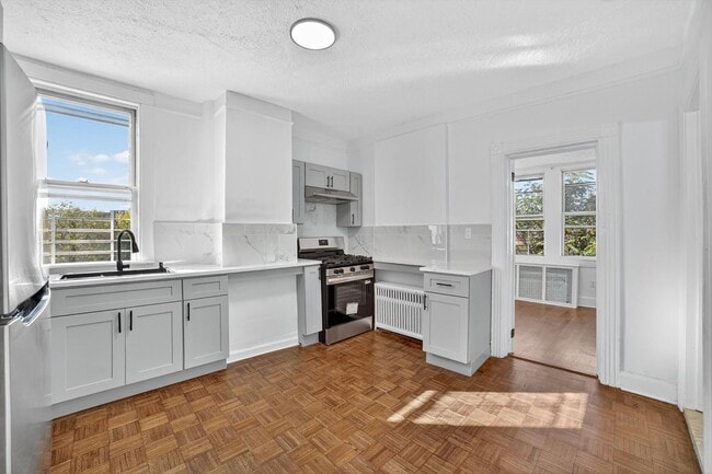 Building Photo - 59 Park Hill Ave