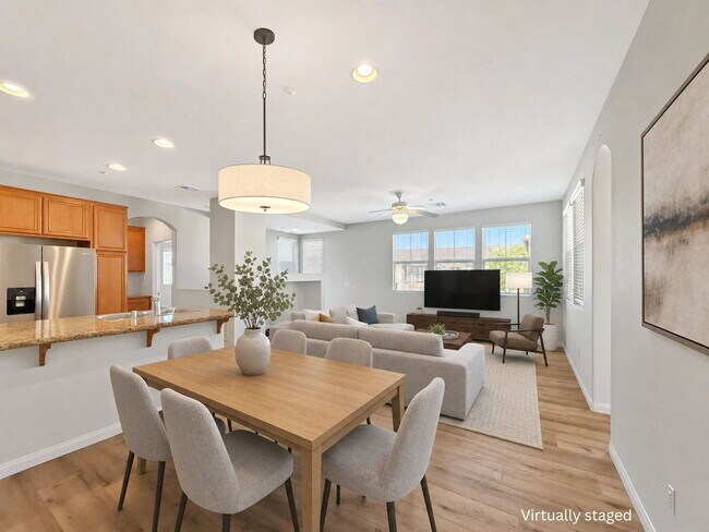 Foto del edificio - Welcome Home to the Treana Community in Stevenson Ranch 3BR 2 BA