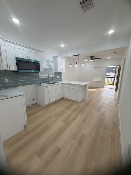 Foto del edificio - 711 Staitti St