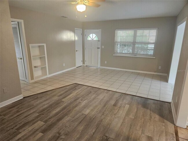 Foto del edificio - 8068 23rd Ave N