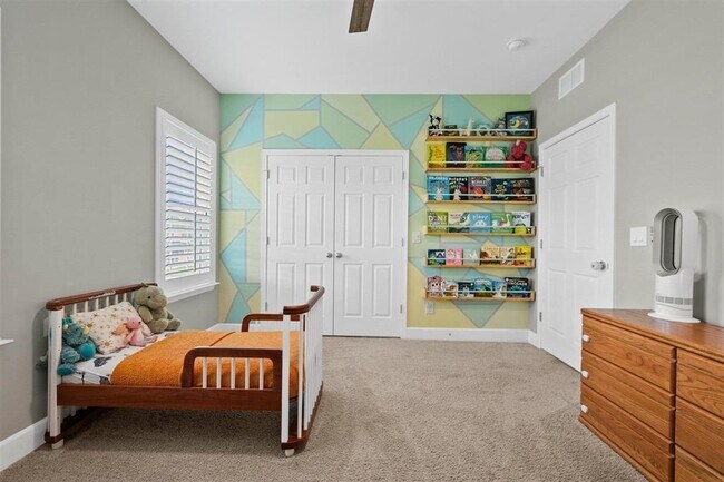 Foto del edificio - 7182 Hilliard Cir