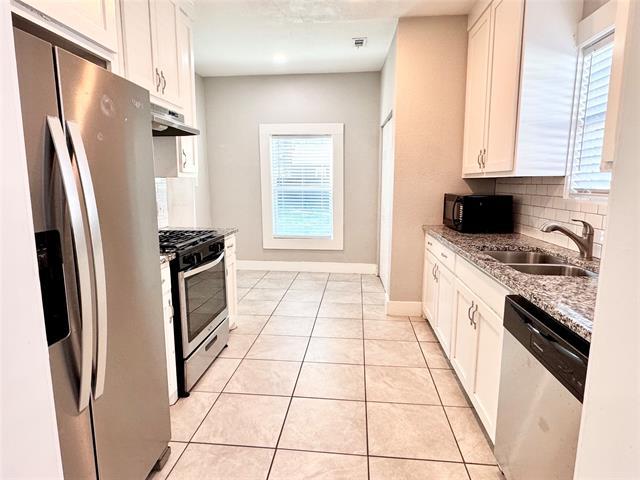 Foto del edificio - 3455 Roberts Ave