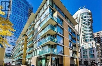 Building Photo - 21-221 Scollard St
