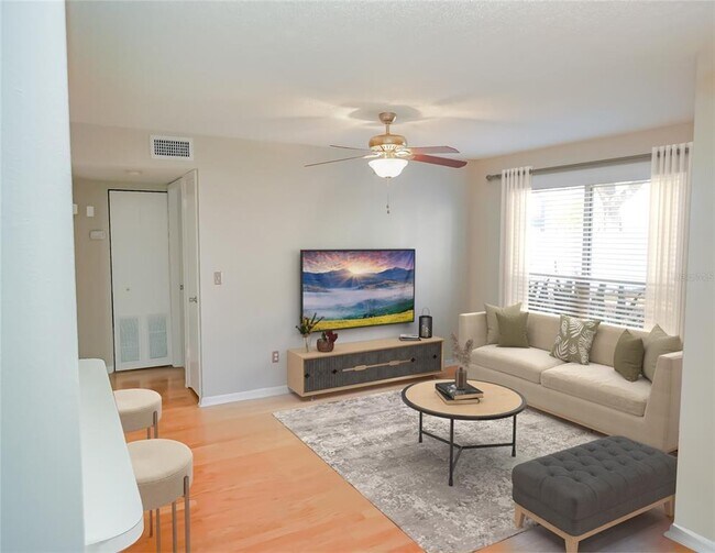 Foto del edificio - 603 S Melville Ave