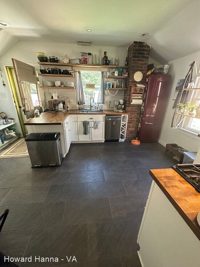 Foto del edificio - 2 br, 1 bath House - 315 10th Street NW