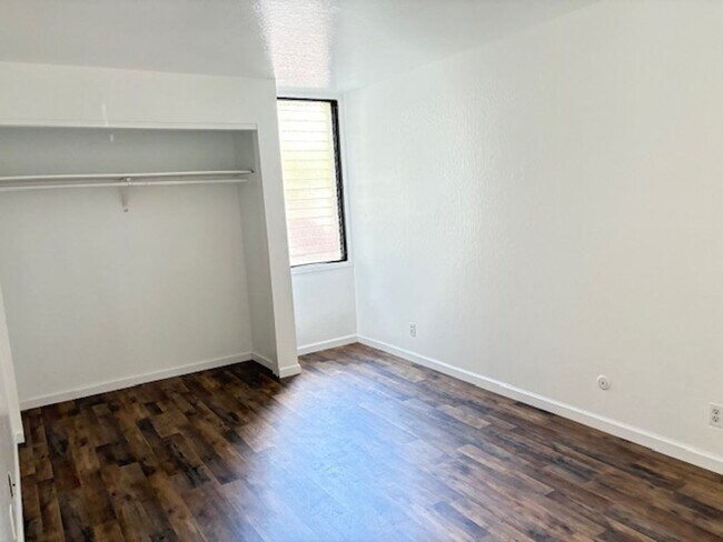 Building Photo - Two Bedroom Makaha Valley Plantation