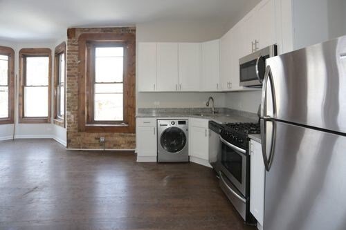 Building Photo - 1447 W 17th St