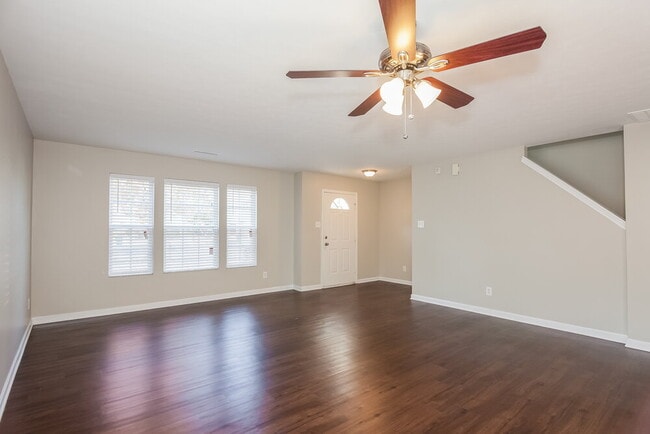 Building Photo - 5315 Bendix Ct