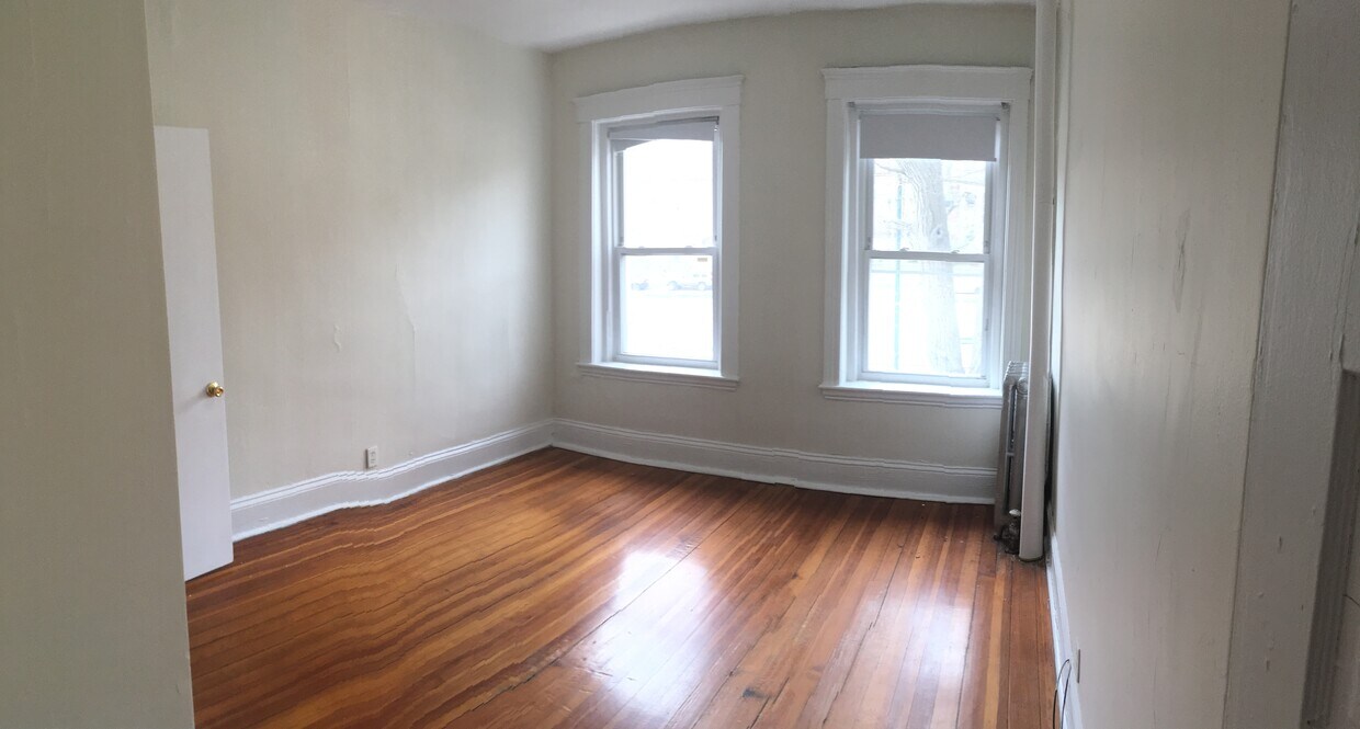 Primary Photo - 90 Brainerd Rd