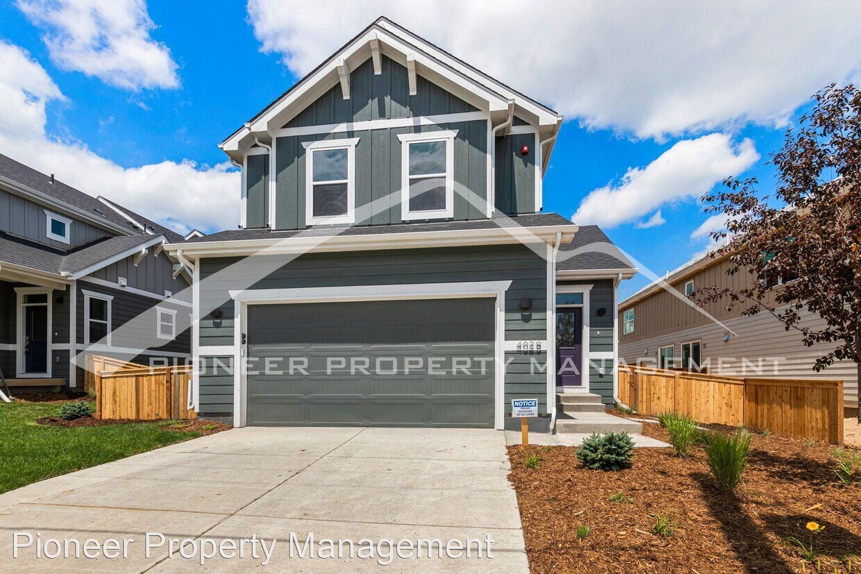 3 br, 2.5 bath House 402 W William St B House for Rent in Superior