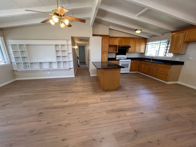 Foto del edificio - Charming home in prime location!
