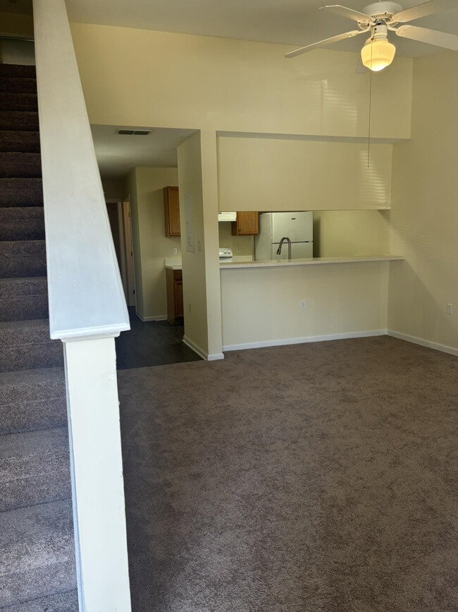 Foto del edificio - 2738 W Tharpe St