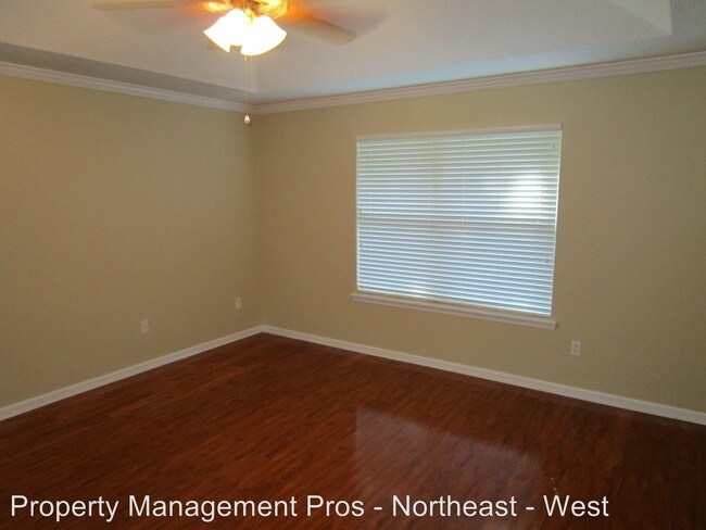 Foto del edificio - 12019 Brandon Lake Dr