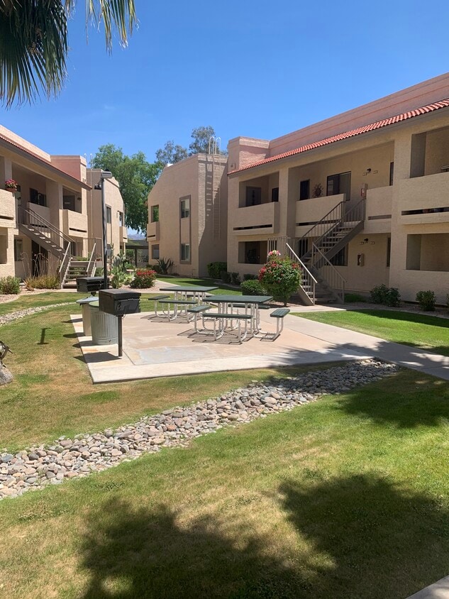 Photo - 145 N 74th St (Mesa, AZ)