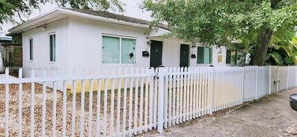 Building Photo - 2 NE 63rd St