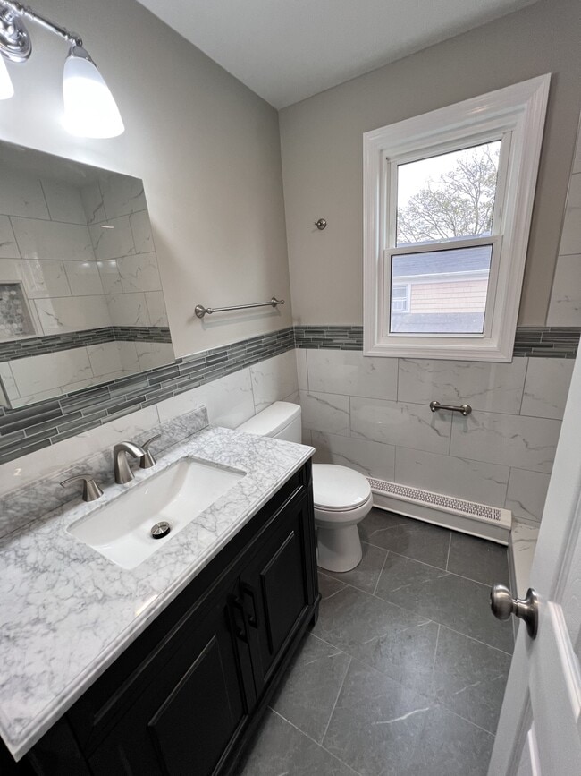 Building Photo - 130 Morris Ave.