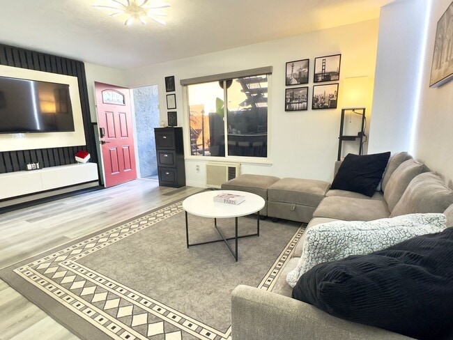 Building Photo - Upgraded One-Bedroom in Kensington