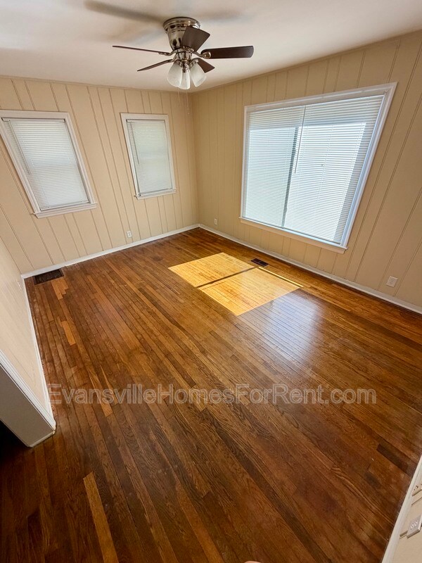 Foto del edificio - 1705 Frey Rd
