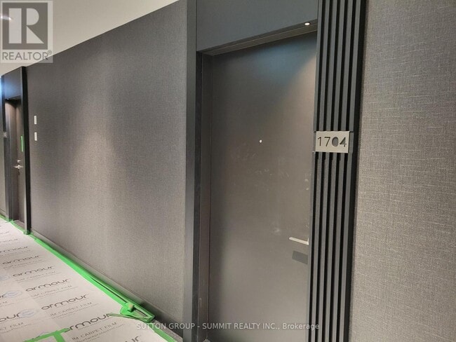 Building Photo - 120 Broadway Ave