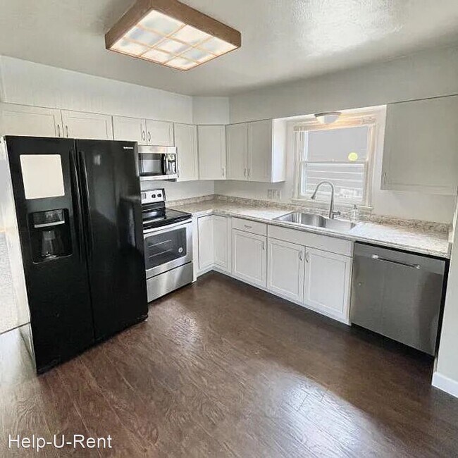 Foto del edificio - 3 br, 1 bath House - 1020 E Tallent St