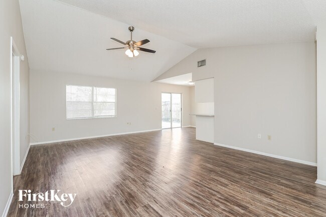 Foto del edificio - 1095 Sunshine Way SW