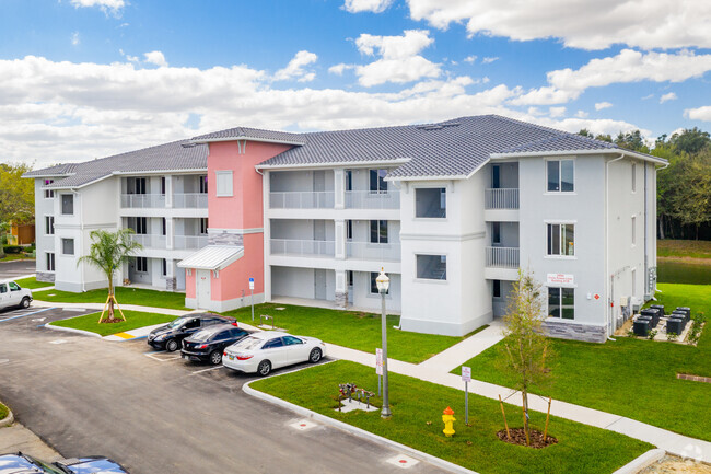 Building Photo - The Apartments at the Isles of Porto Vista