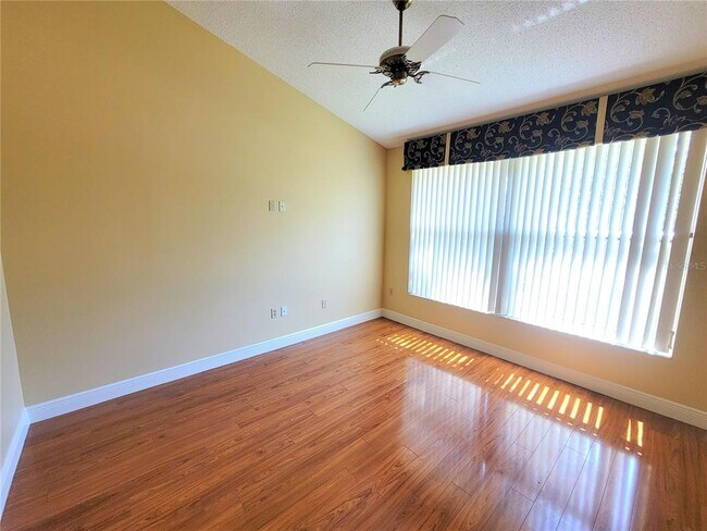 Building Photo - 4220 Pinebrook Cir
