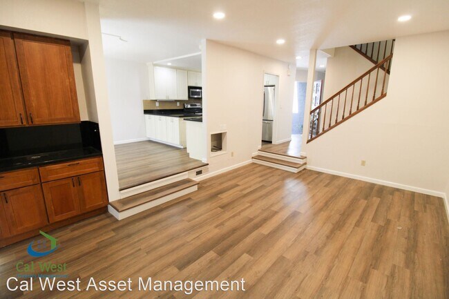 Foto del edificio - 3 br, 2.5 bath House - 1168 Capri Dr.