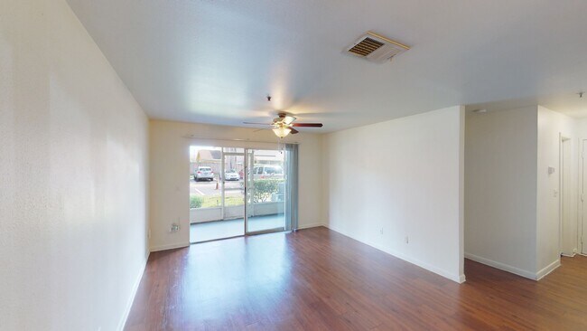 Interior Photo - Los Altos at Altamonte Springs