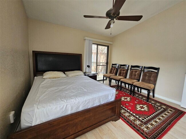 Foto del edificio - 2120 Wilcrest Dr