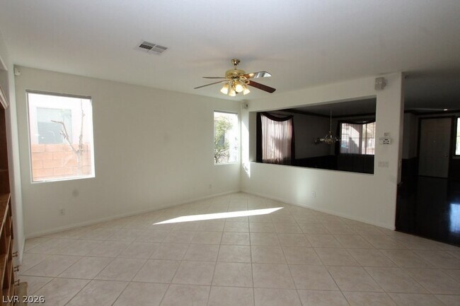 Foto del edificio - 8247 Azure Shores Ct