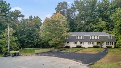 Building Photo - 5 Debra Ln