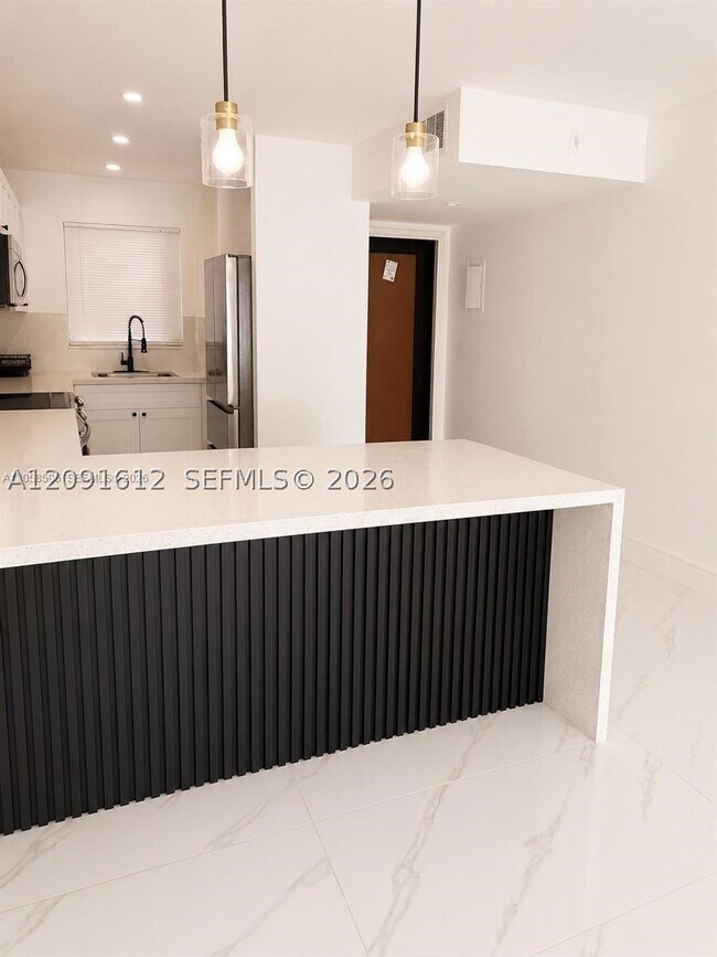 Foto del edificio - 10851 SW 2nd St