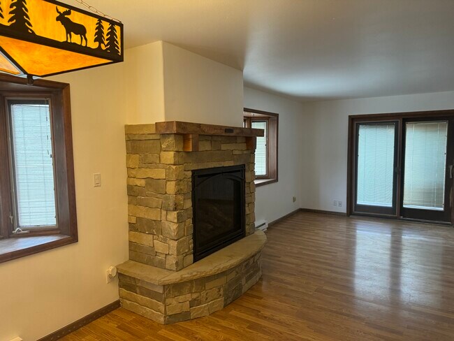 Building Photo - 3629 Soderburg Dr
