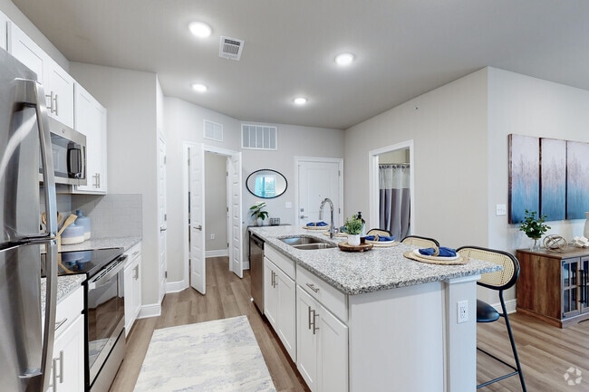 The Carabelle: 2BR, 2BA - Kitchen - The Hangar