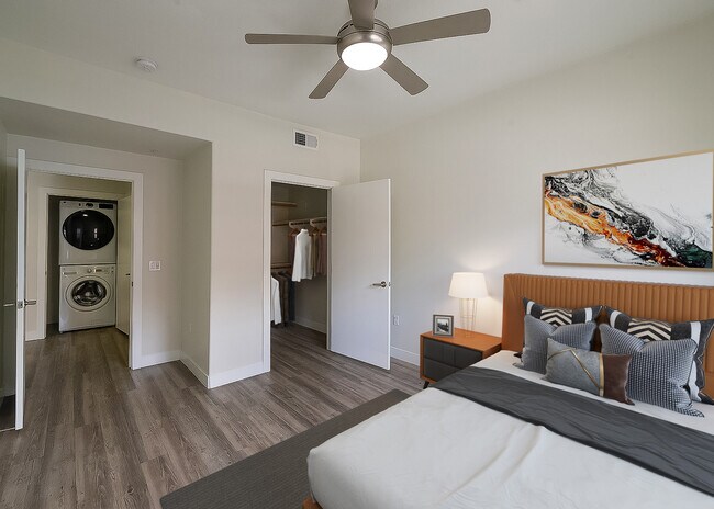 Foto del edificio - Urbana Rental Flats