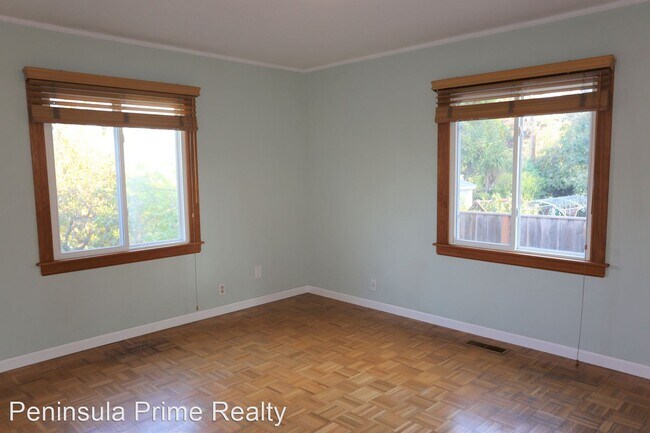 Building Photo - 1681 Alameda de las Pulgas