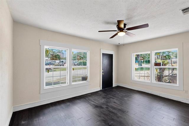 Foto del edificio - 308 S Storey St