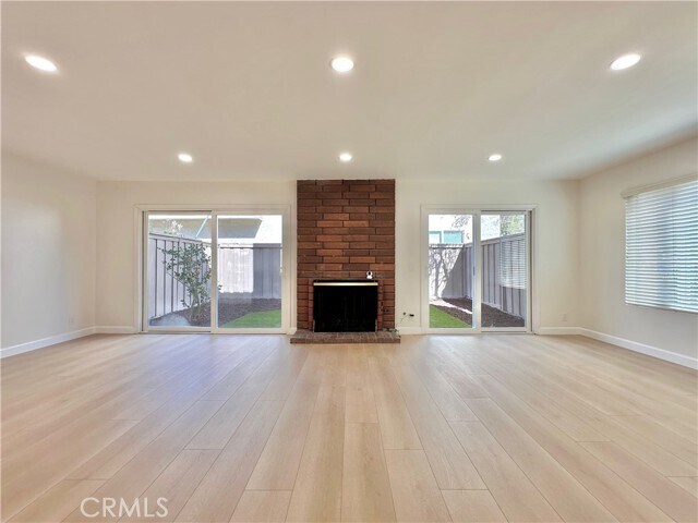 Building Photo - 912 Plaza Escondido